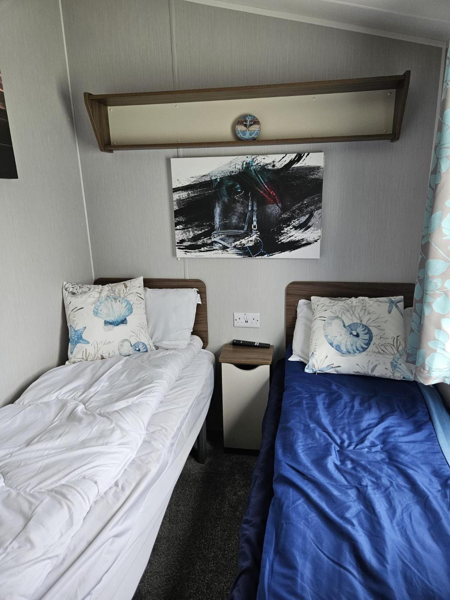 Haven Kent Coast Allhallows Sleeps 8 호텔 외부 사진